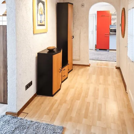 Gemuetliche Bei Der Neuen Messe Karlsruhe Διαμέρισμα *